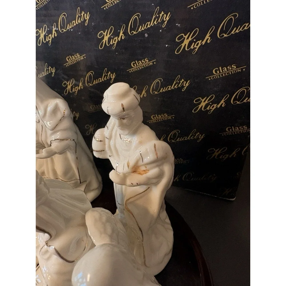 Collectible 9 pc. porcelain Nativity Set with With Wood Base